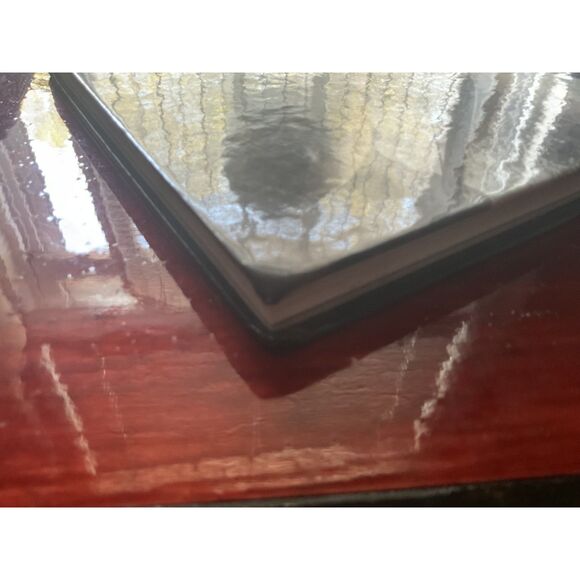 Tomb Raider Limited Edition Book - Picture 3 of 16